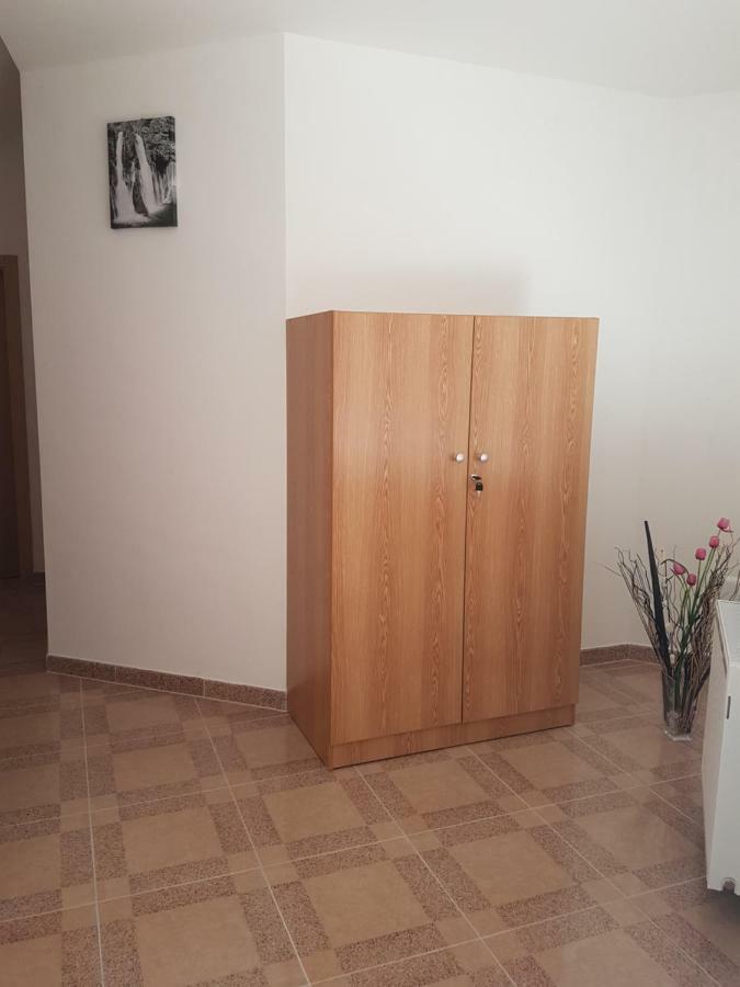 Apartmani Luca 파자나 외부 사진
